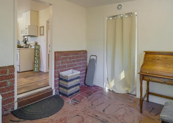 Holiday home 2 Mi To Dtwn: Gem W/ Patio & Views! Prescott